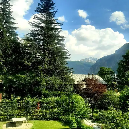 Very Big With Mountain View Viale Monte Bianco Cir -vda- - 0013 * Courmayeur